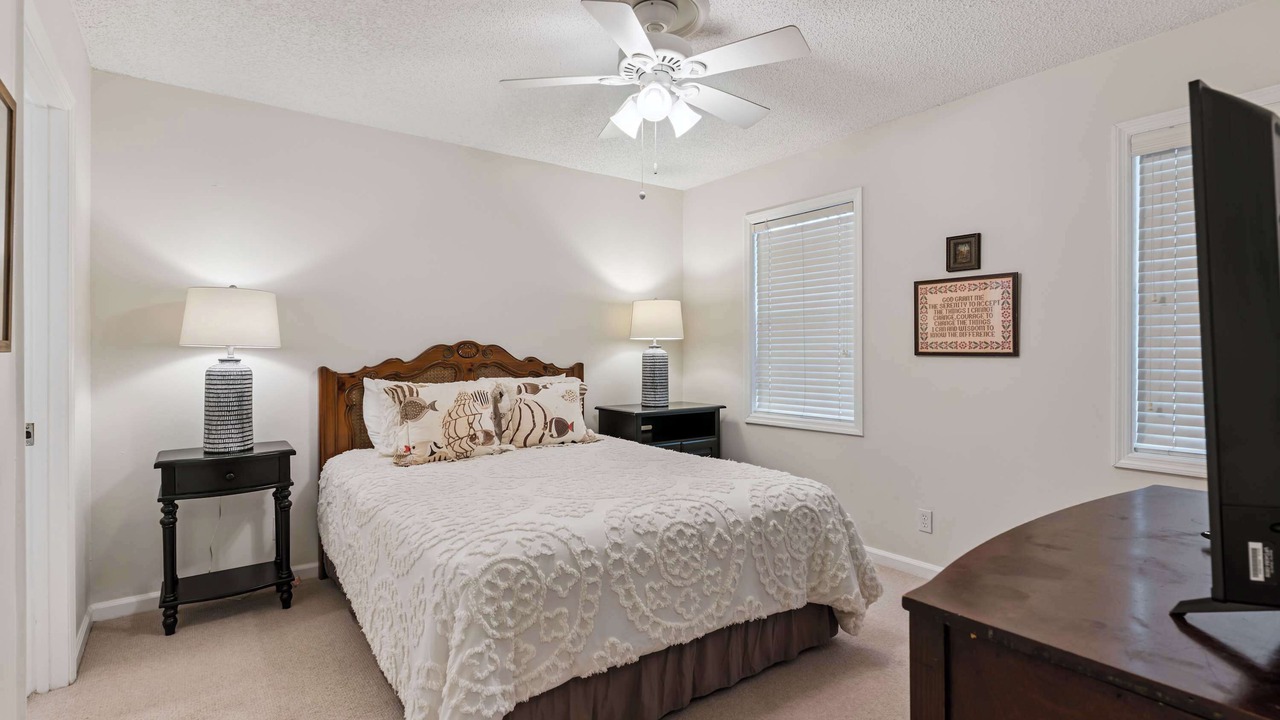 Photo of Bedroom in Saint Simons Heights