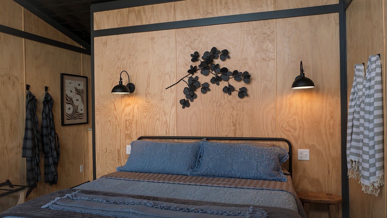 Photo of Bedroom in Menlo