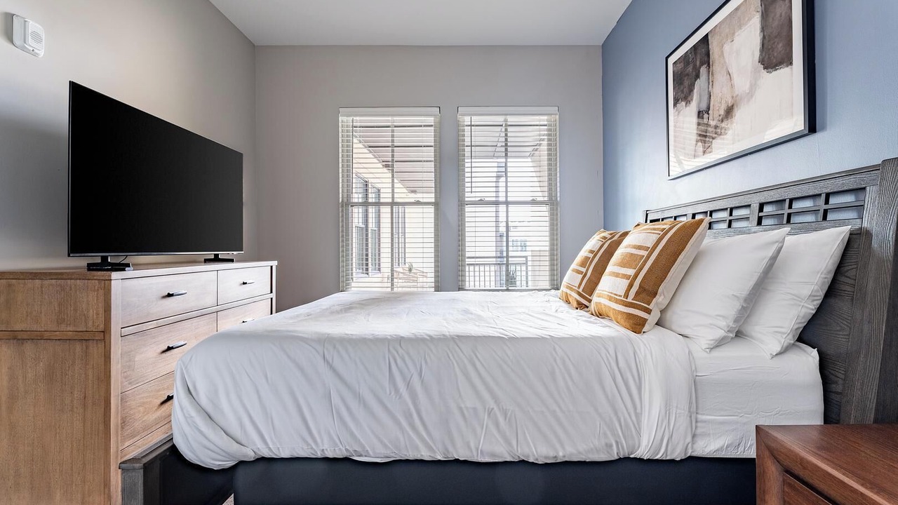 Photo of Bedroom in Hitch Village - Fred Wessels Homes