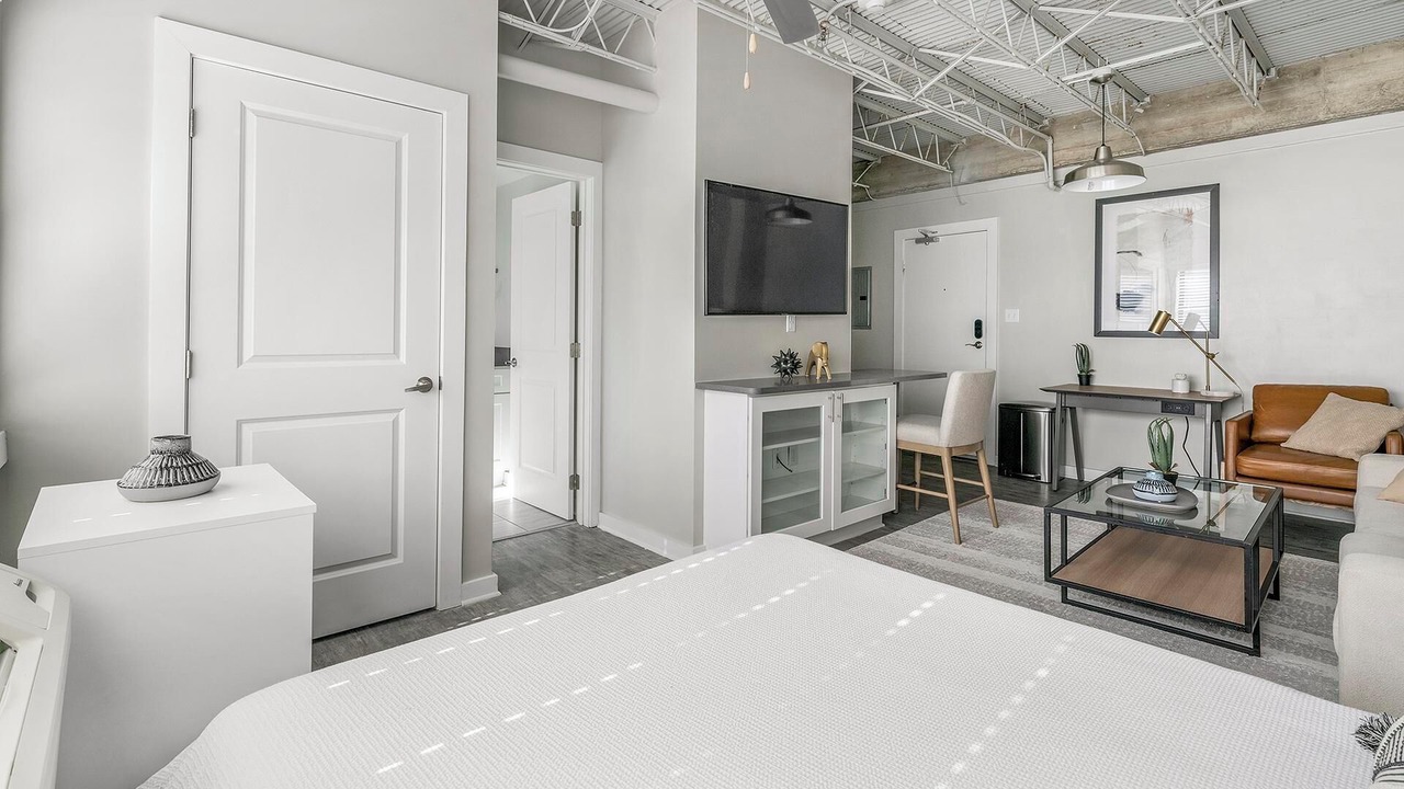 Photo of Bedroom in Central Business District