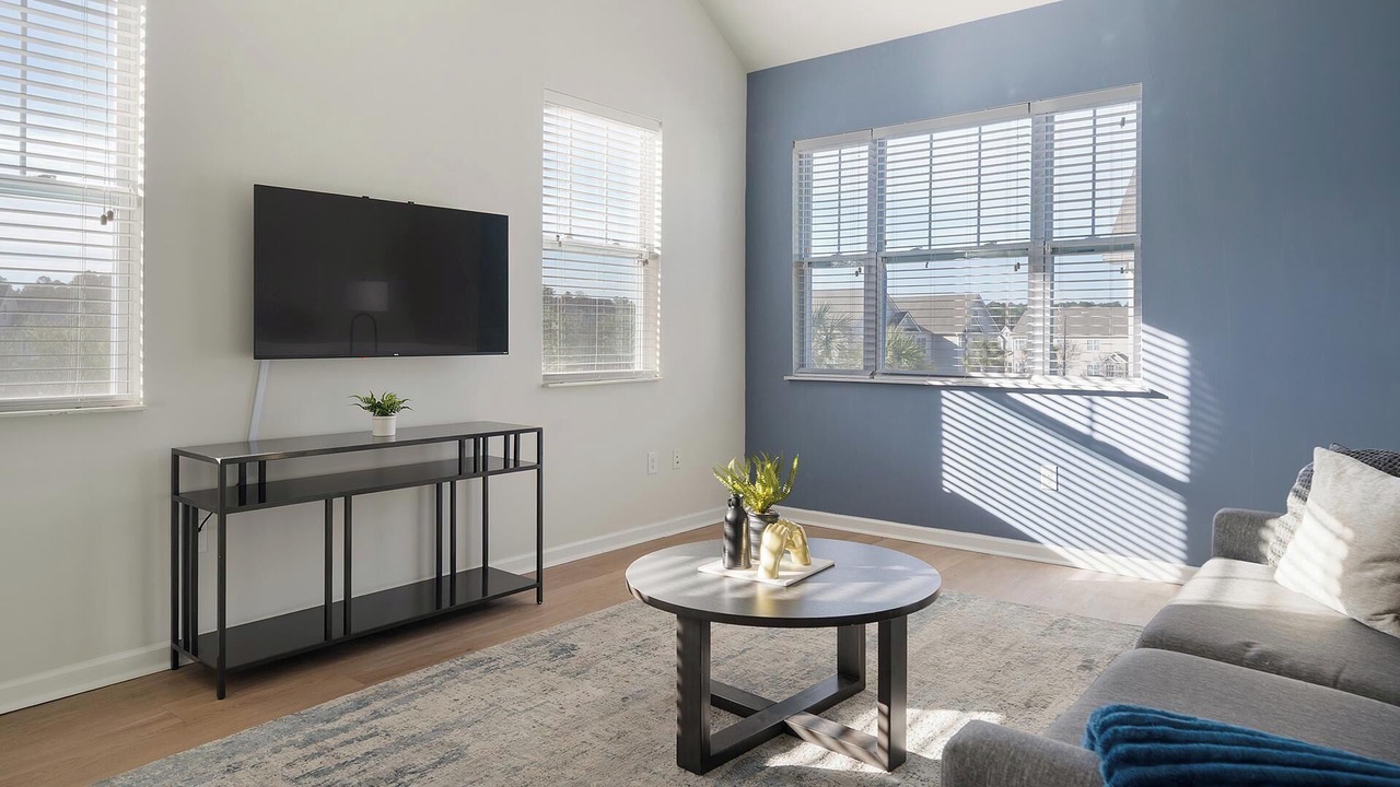 Photo of Livingroom in Port Wentworth