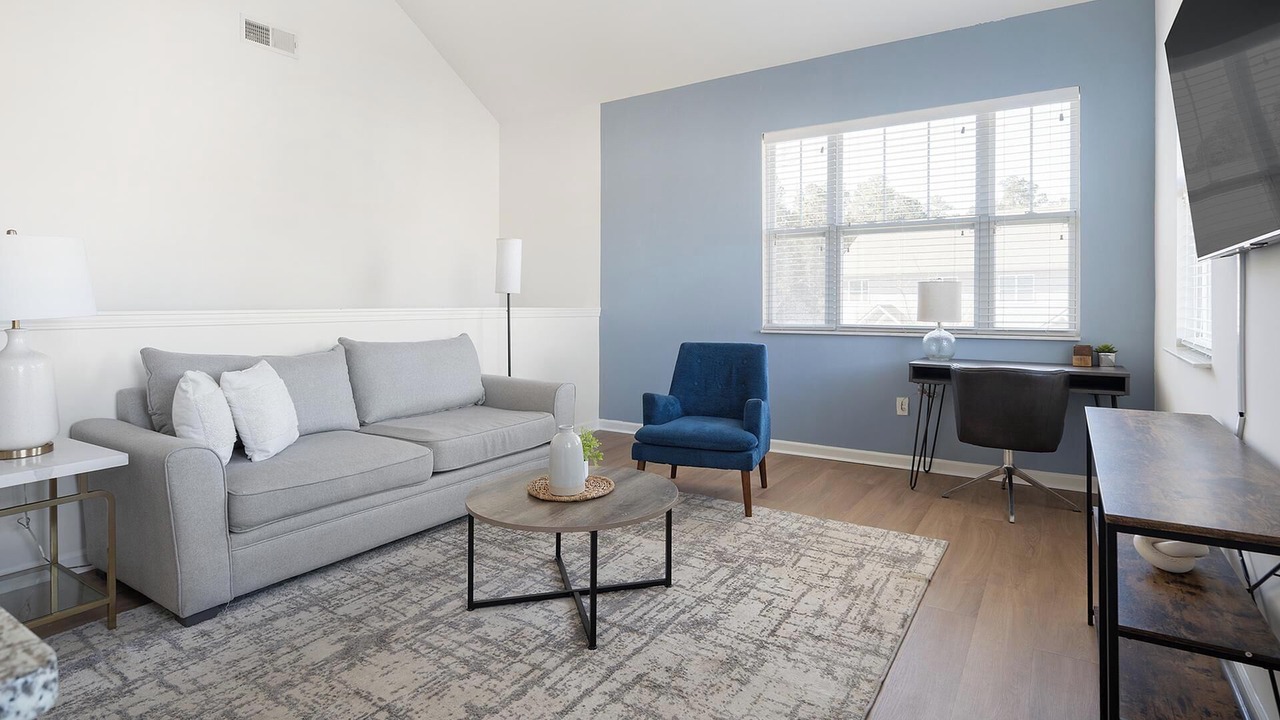 Photo of Livingroom in Port Wentworth