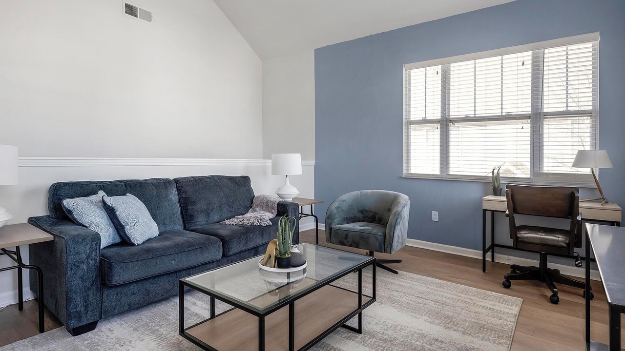 Photo of Livingroom in Port Wentworth
