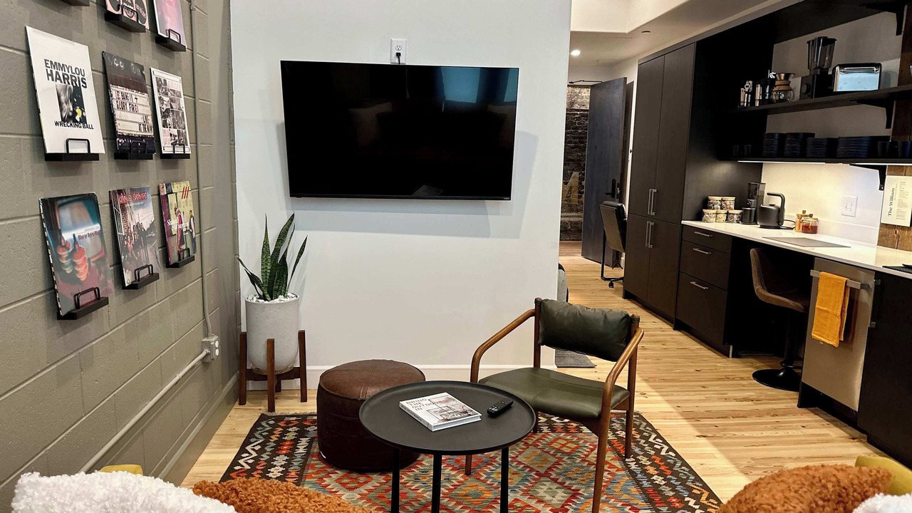 Photo of Bedroom in Central City