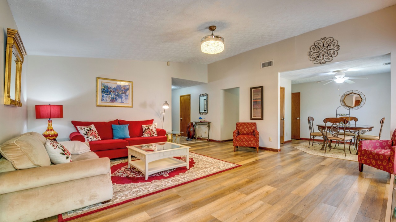 Photo of Livingroom in Decatur