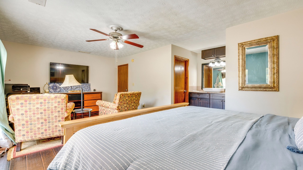 Photo of Bedroom in Decatur