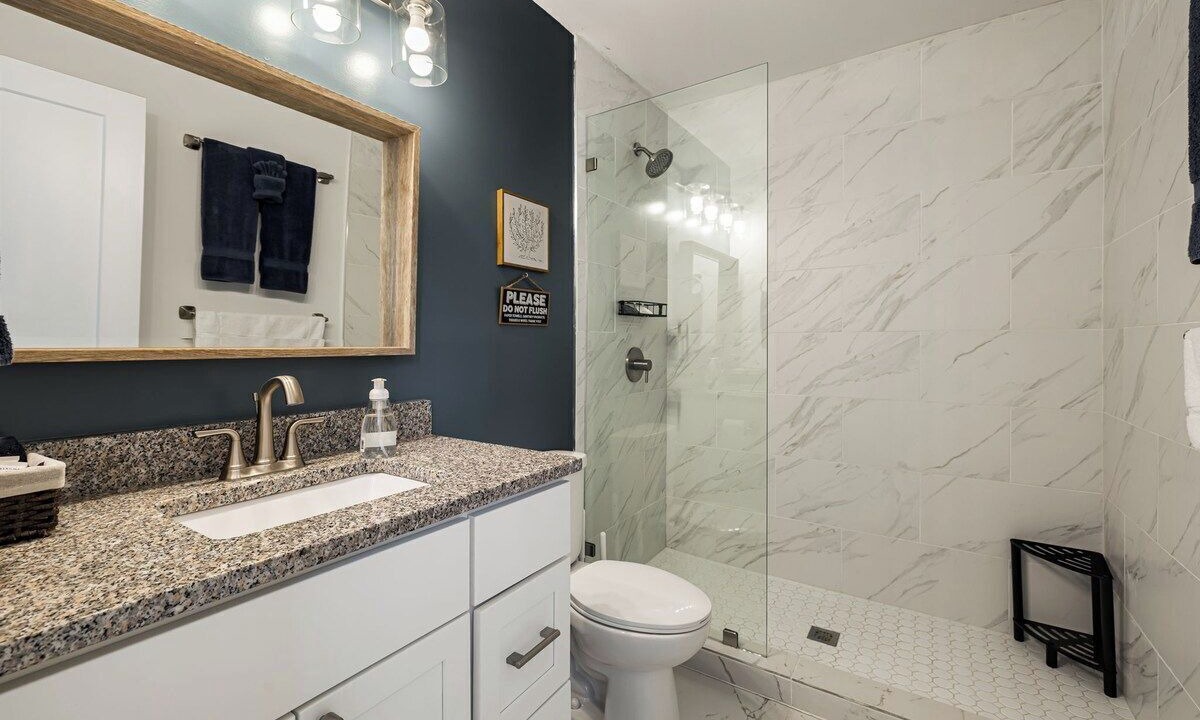 Photo of Bathroom in Woodfin