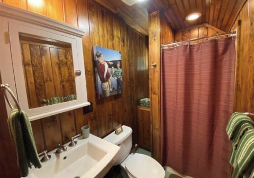 Photo of Bathroom in Tamworth