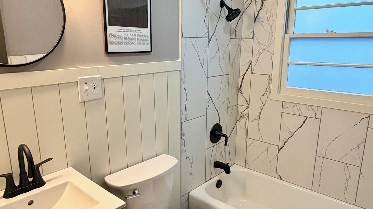 Photo of Bathroom in Maggie Valley