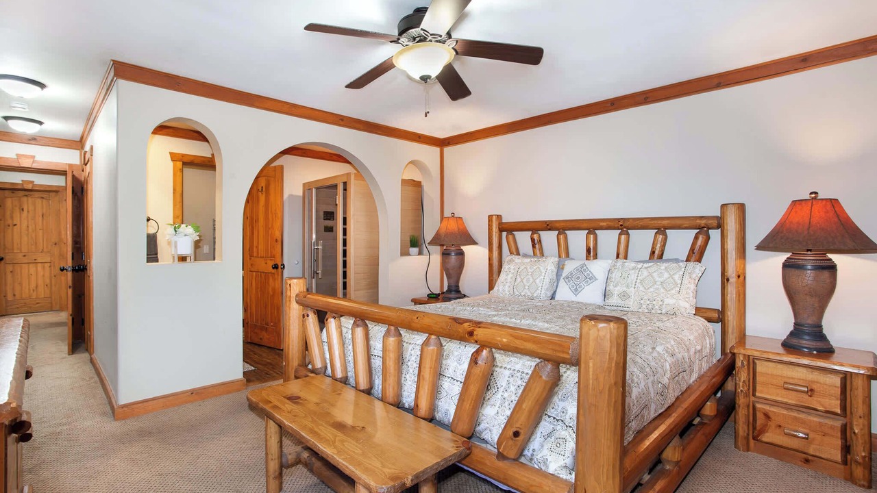 Photo of Others in White Oak Lodge