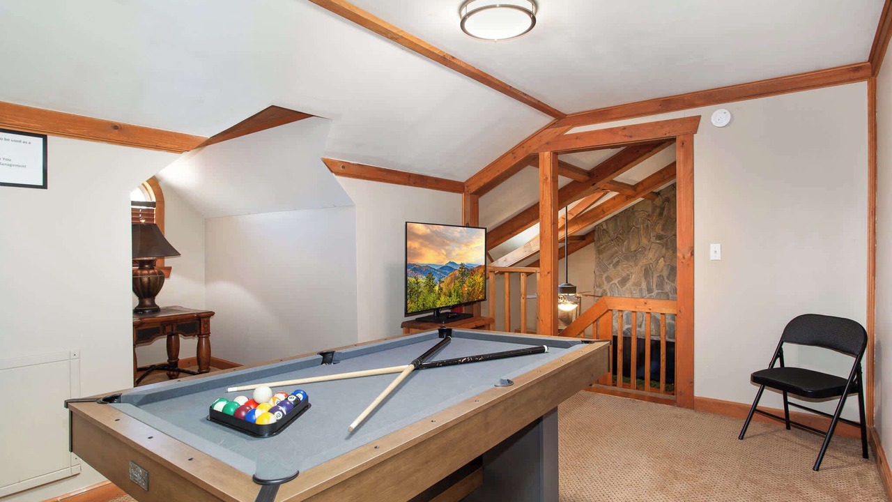 Photo of Outdoor in White Oak Lodge