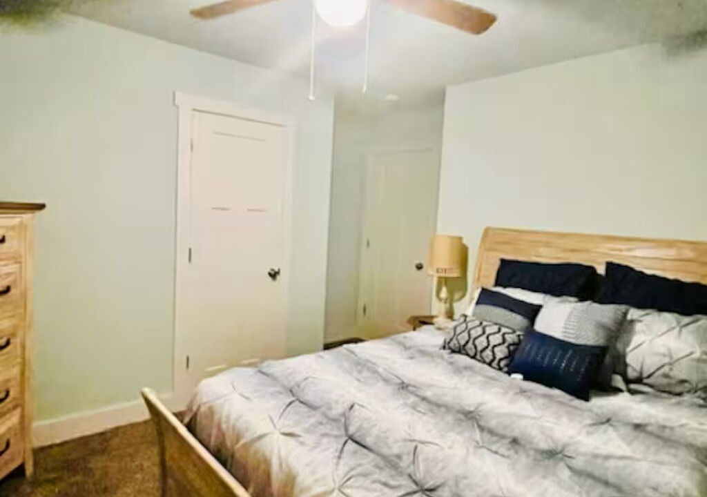 Photo of Bedroom in Long Beach