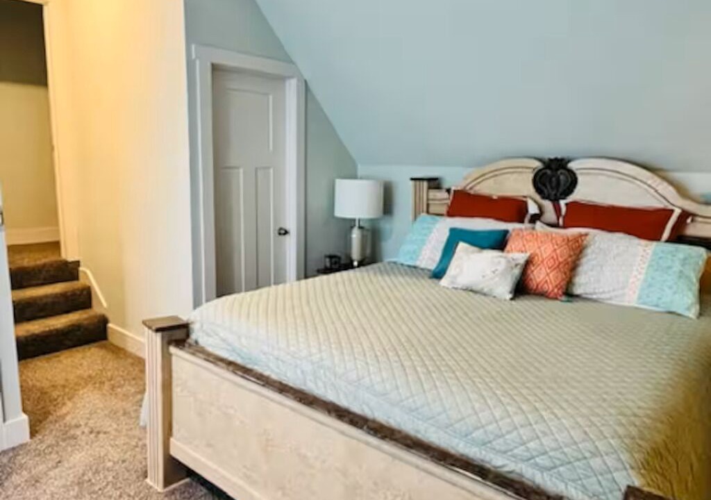 Photo of Bedroom in Long Beach