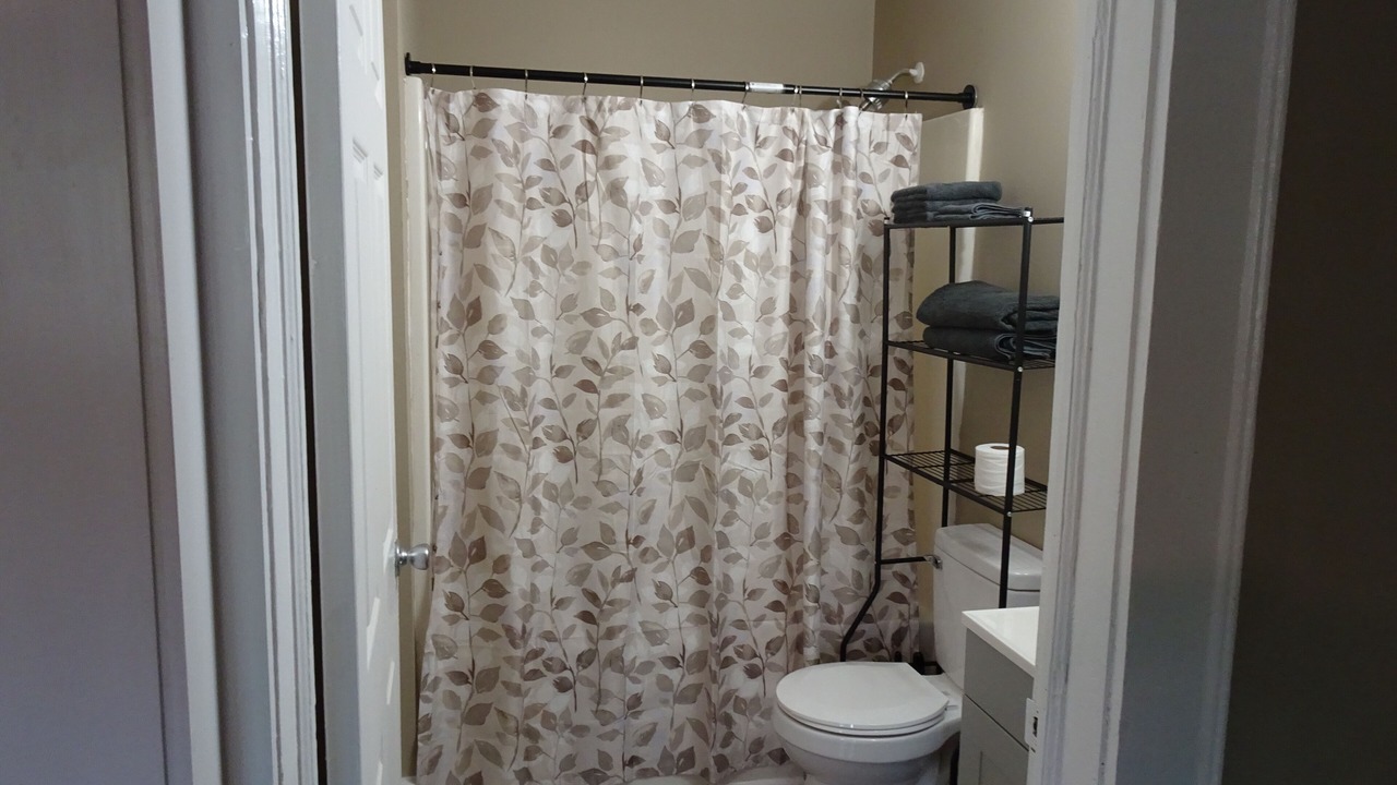 Photo of Bathroom in Toddville Road