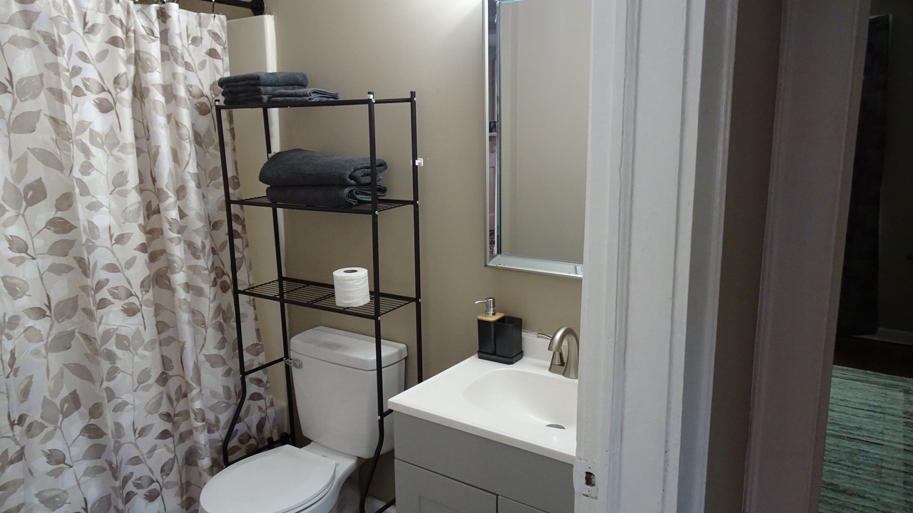 Photo of Bathroom in Toddville Road