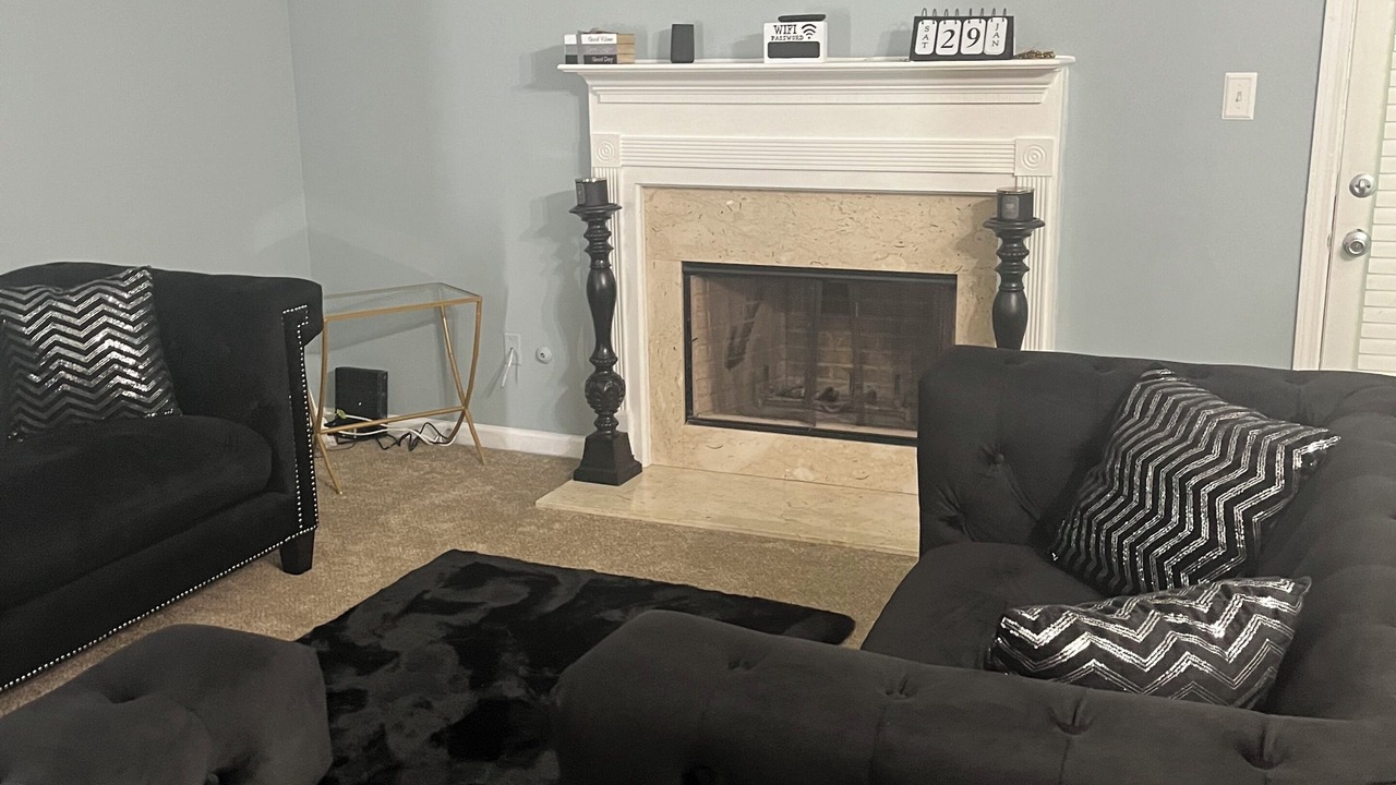 Photo of Livingroom in Riverdale