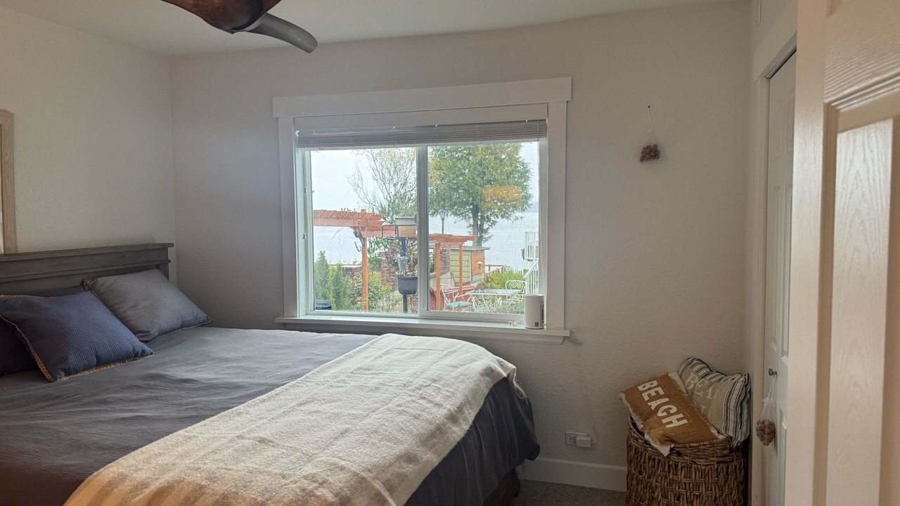 Photo of Bedroom in Blaine