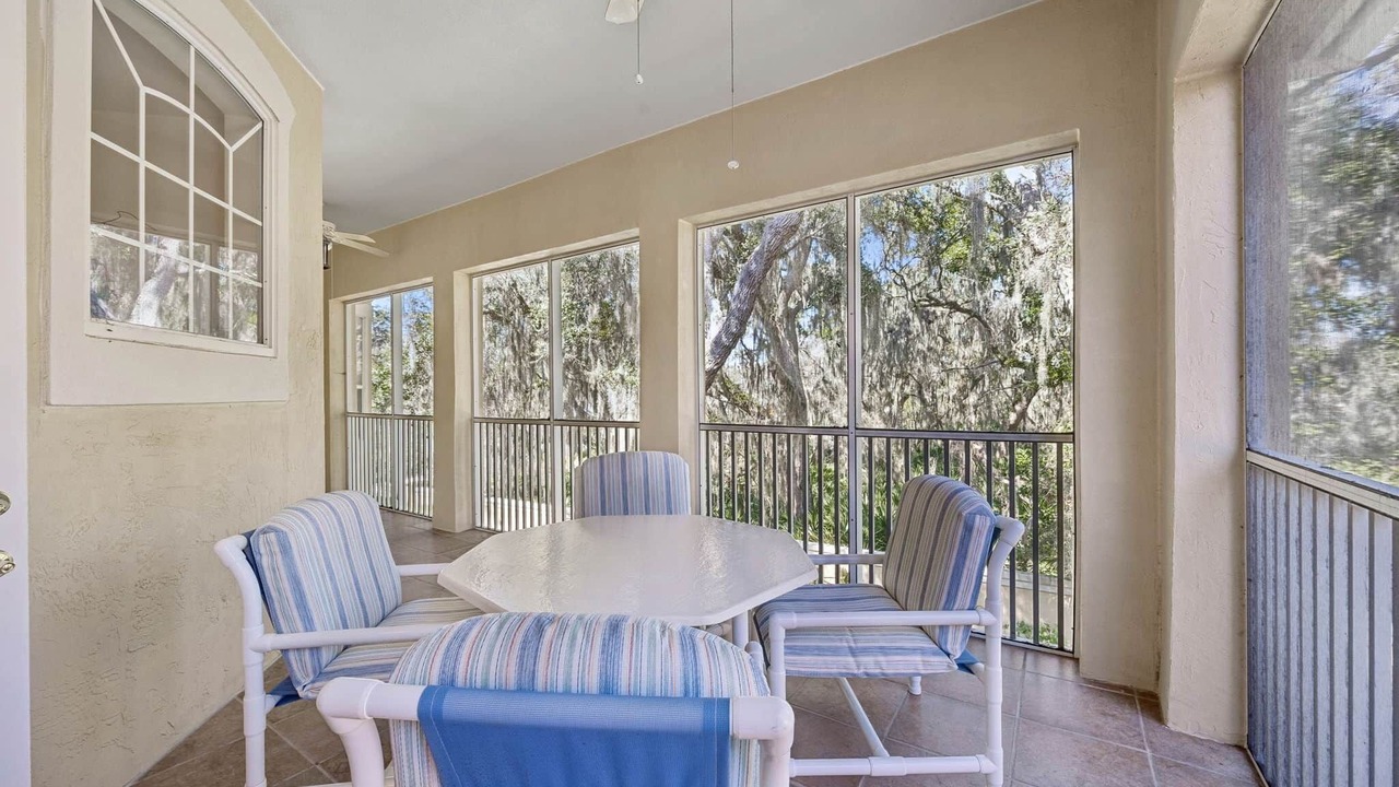 Photo of Patio Balcony in American Beach
