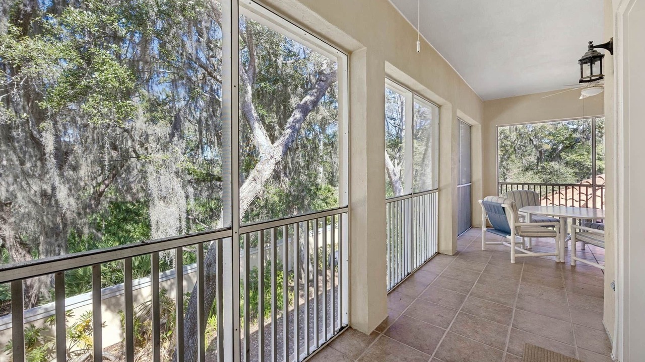 Photo of Patio Balcony in American Beach