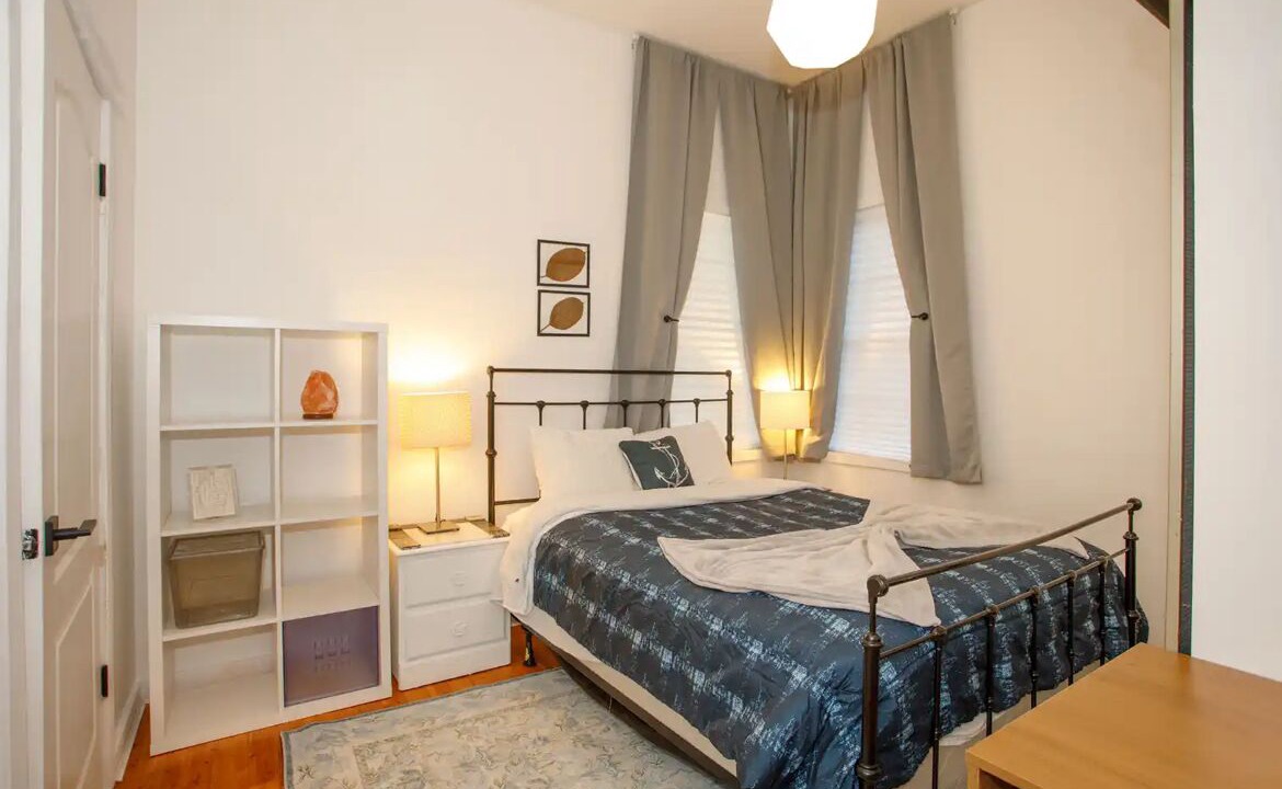 Photo of Bedroom in Macon