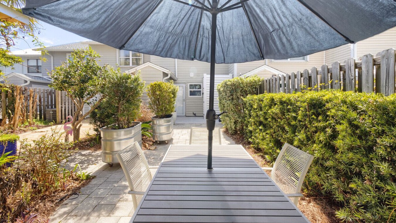 Photo of Outdoor in Sunnyside