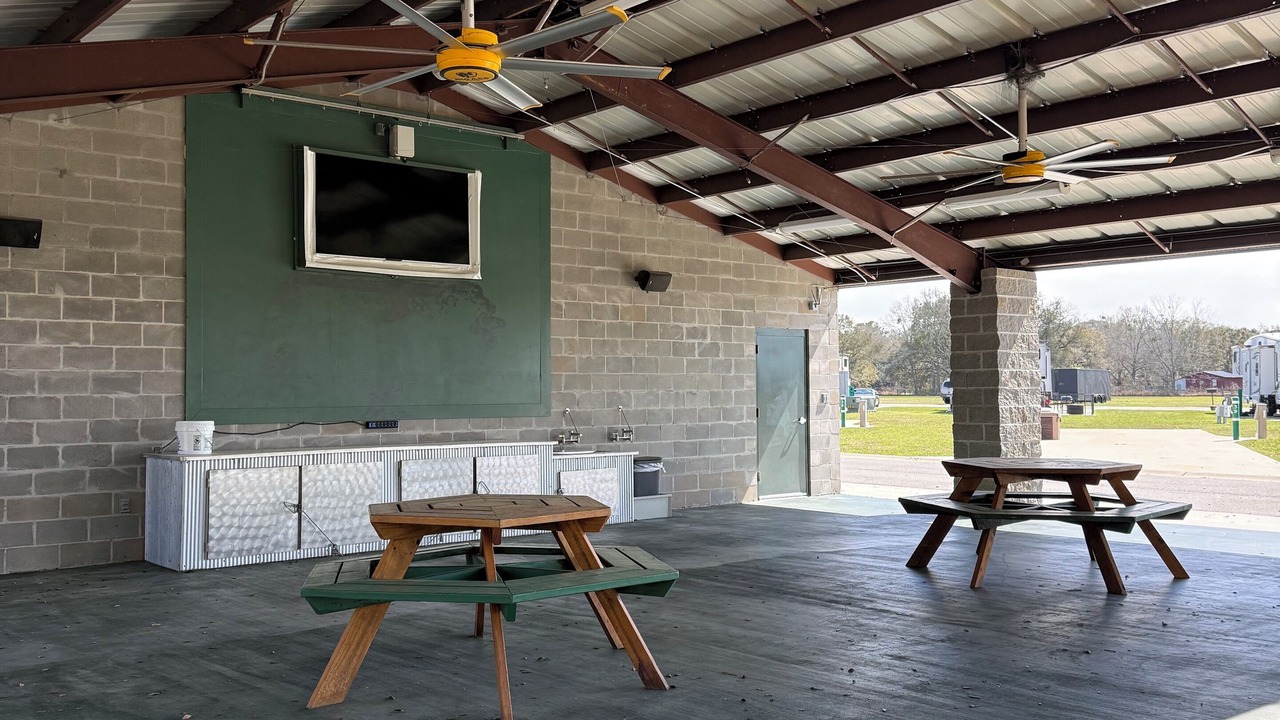 Photo of Outdoor in Theodore