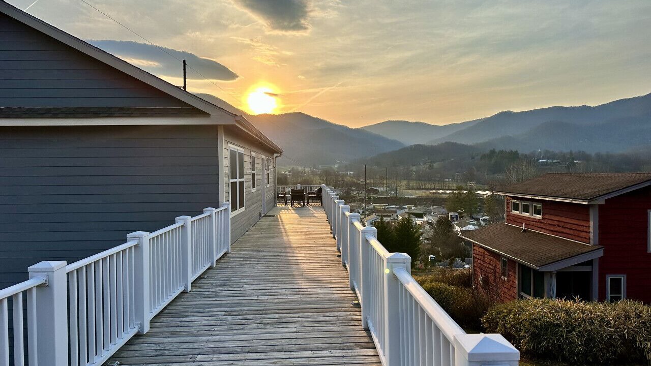 Photo of Patio Balcony in Waynesville