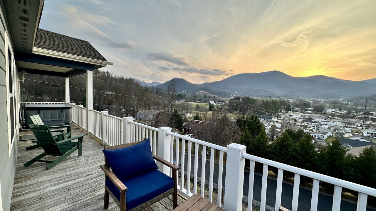 Photo of Outdoor in Waynesville
