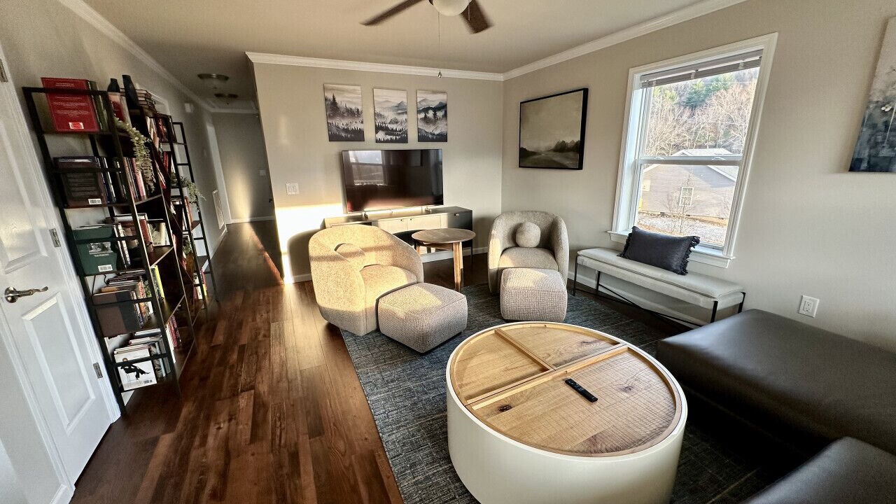 Photo of Livingroom in Waynesville