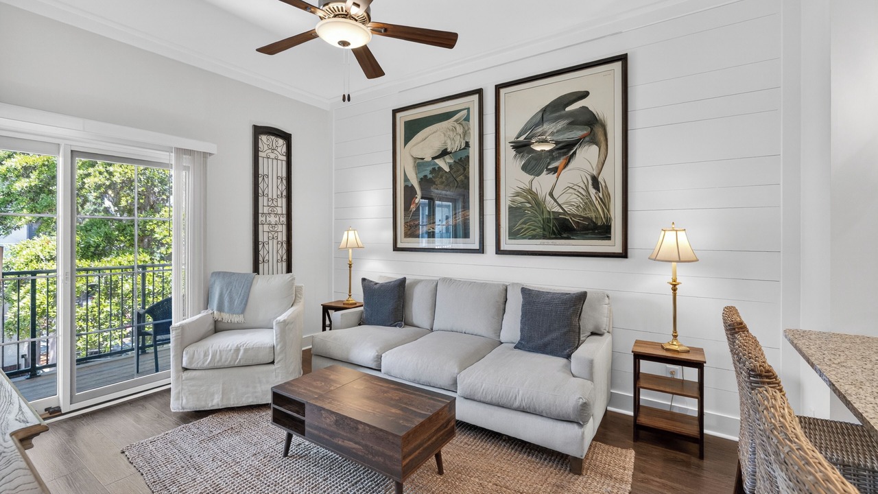 Photo of Livingroom in King City