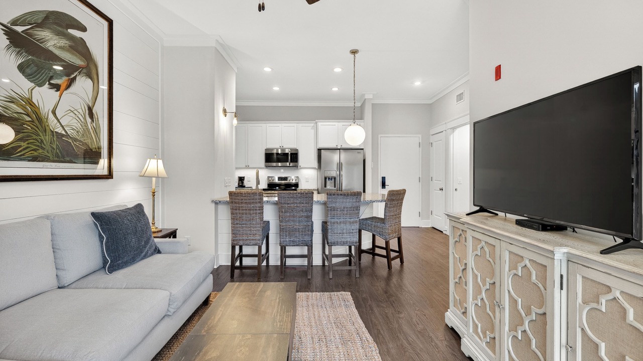 Photo of Livingroom in King City