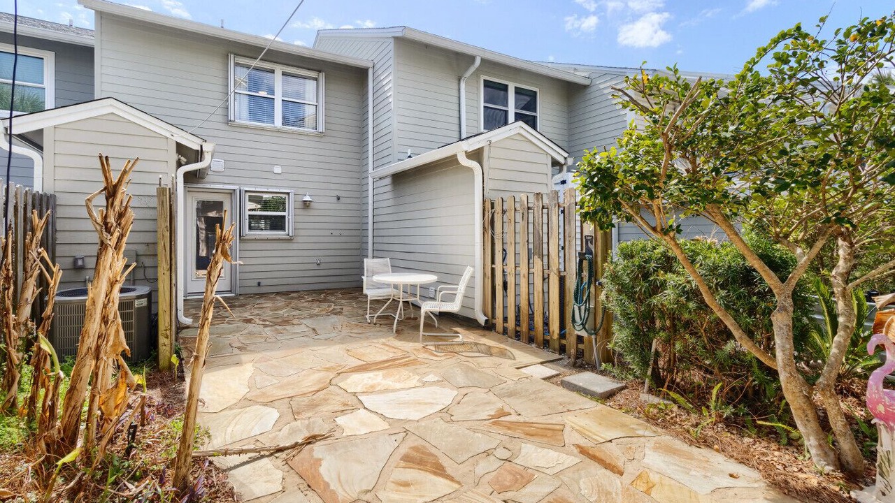 Photo of Outdoor in Sunnyside