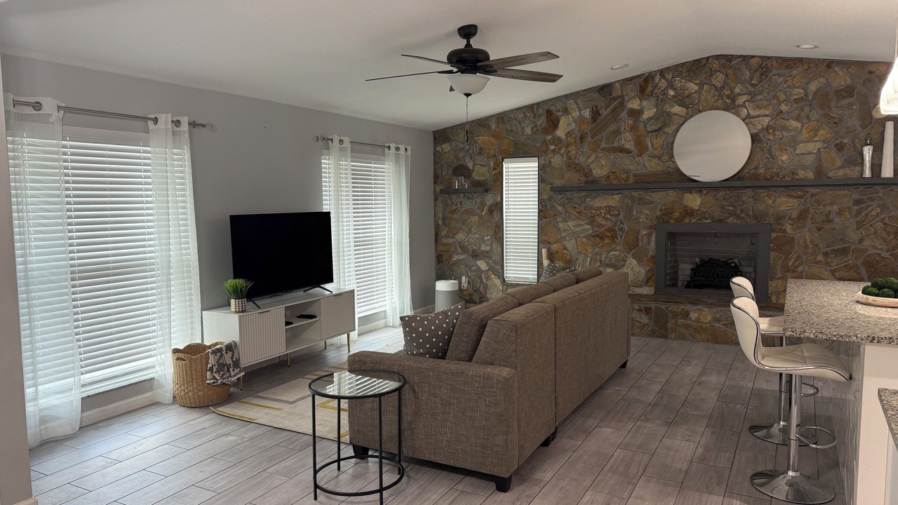 Photo of Livingroom in Orange City