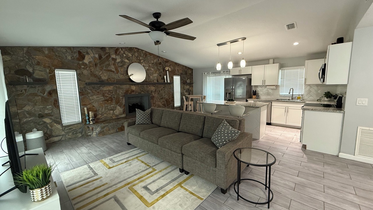 Photo of Livingroom in Orange City