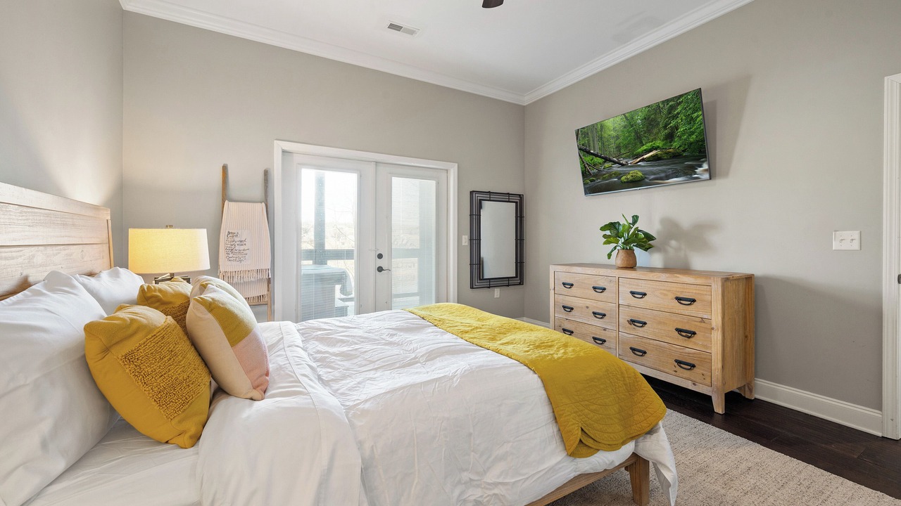 Photo of Bedroom in Sevierville