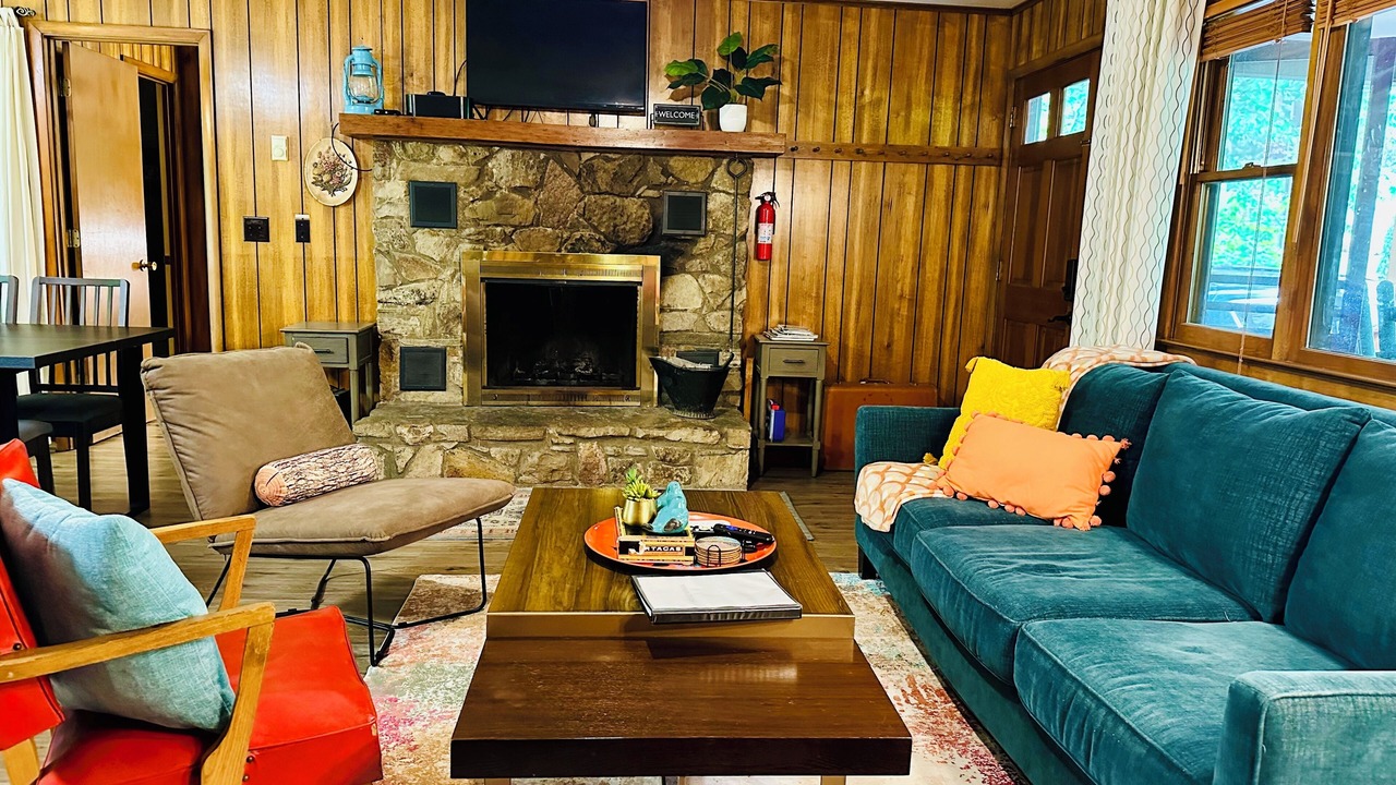 Photo of Livingroom in Maggie Valley
