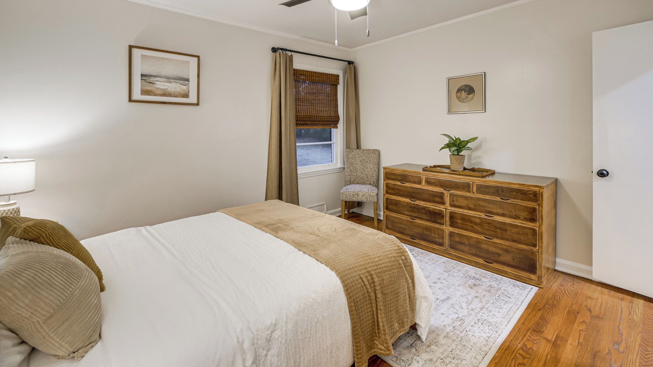 Photo of Bedroom in Macon