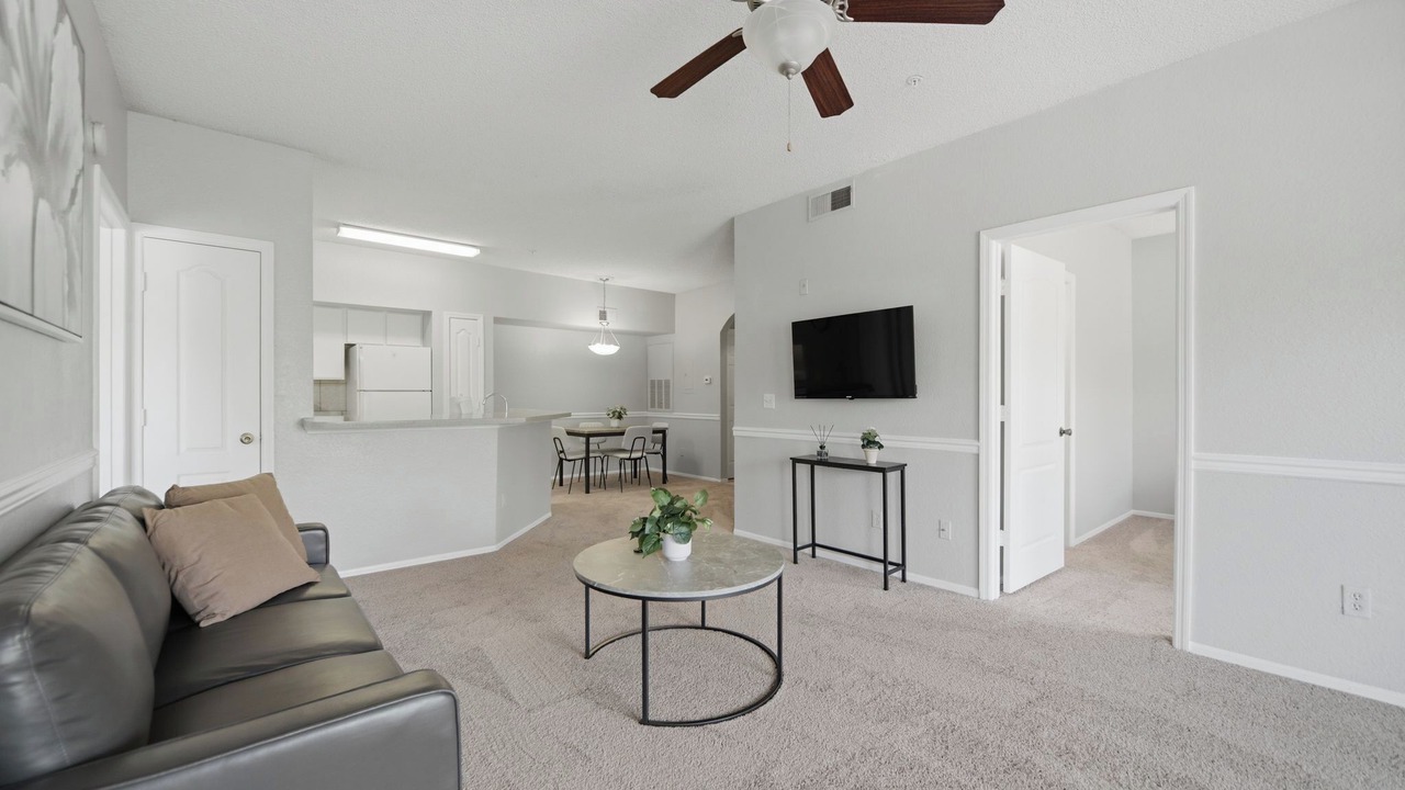 Photo of Livingroom in Winter Springs