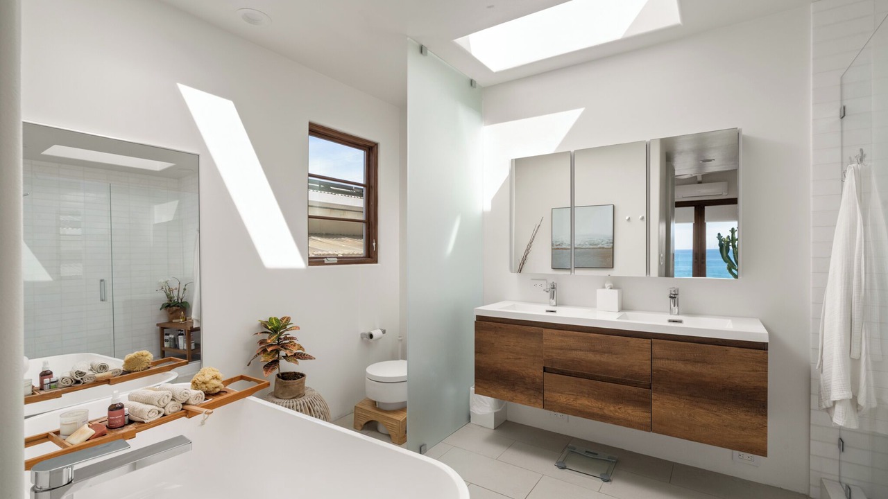 Photo of Bathroom in Leucadia