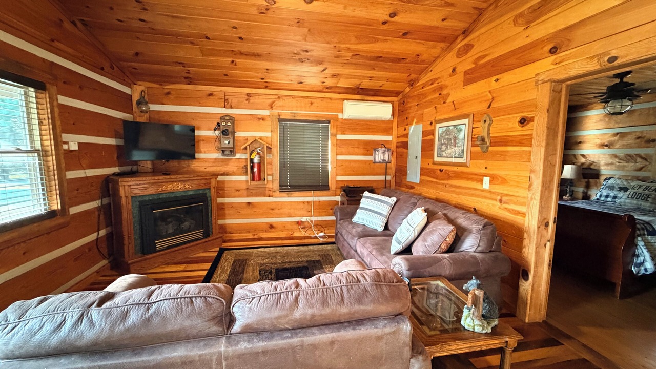 Photo of Livingroom in Hot Springs