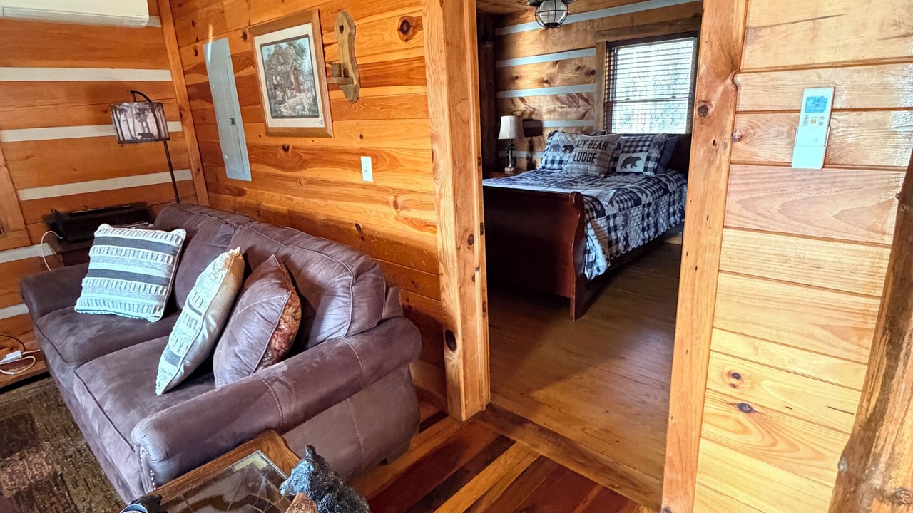 Photo of Livingroom in Hot Springs