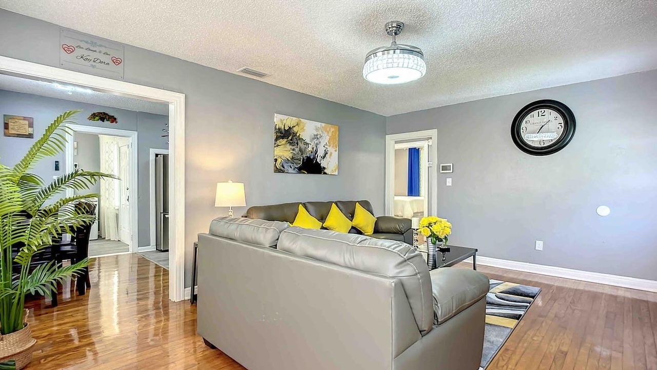 Photo of Bedroom in Northside