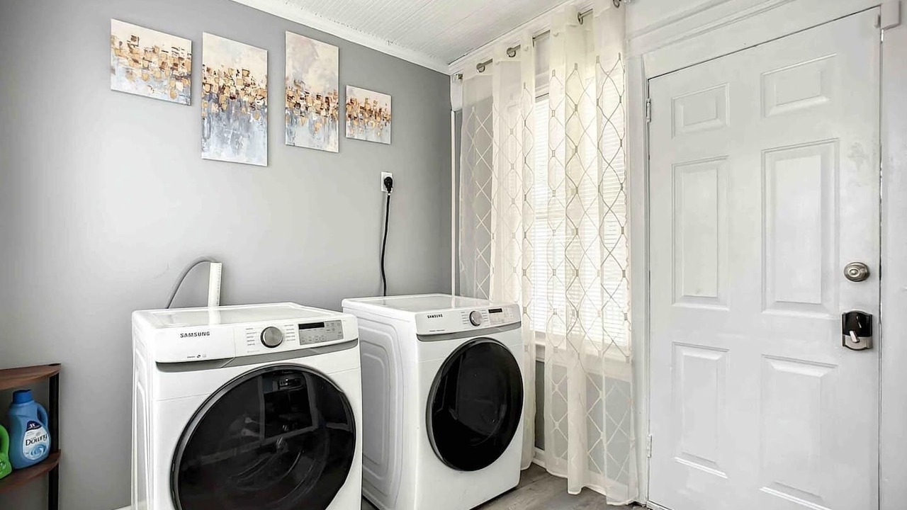Photo of Bedroom in Northside