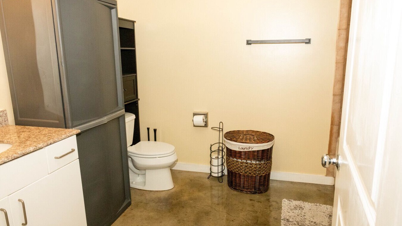 Photo of Bathroom in Castleberry Hill