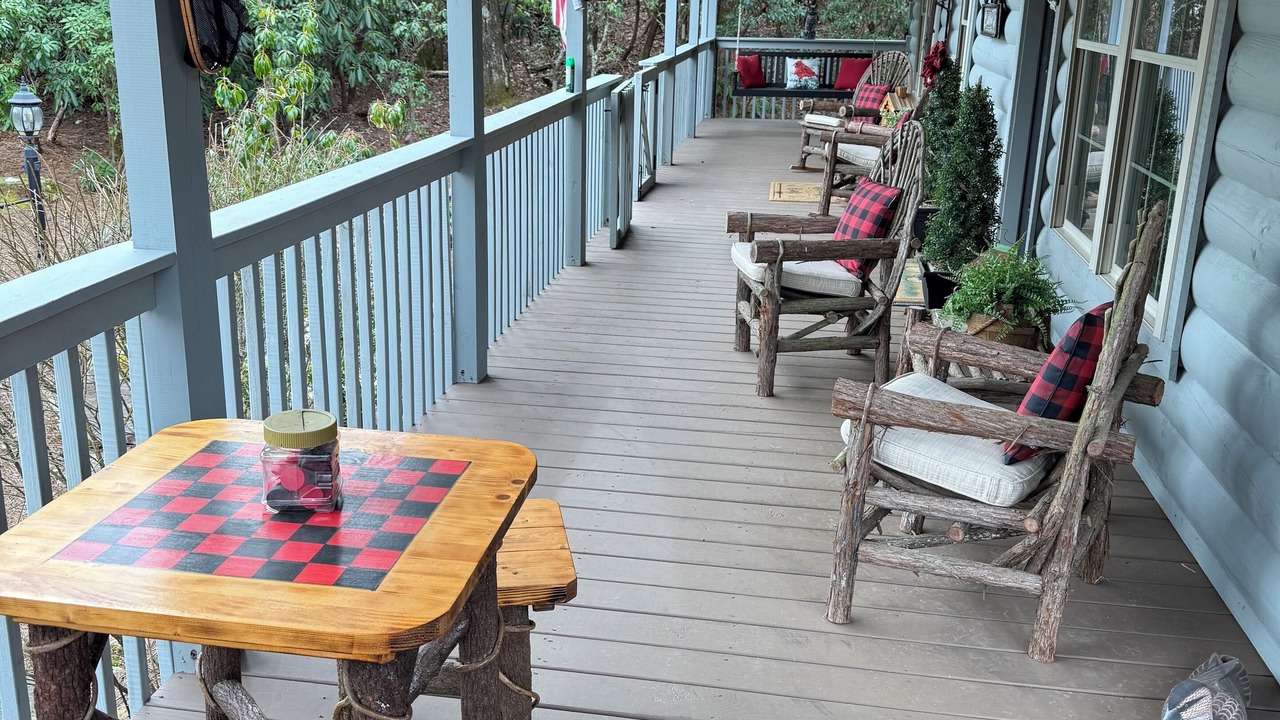 Photo of Outdoor in Lake Toxaway