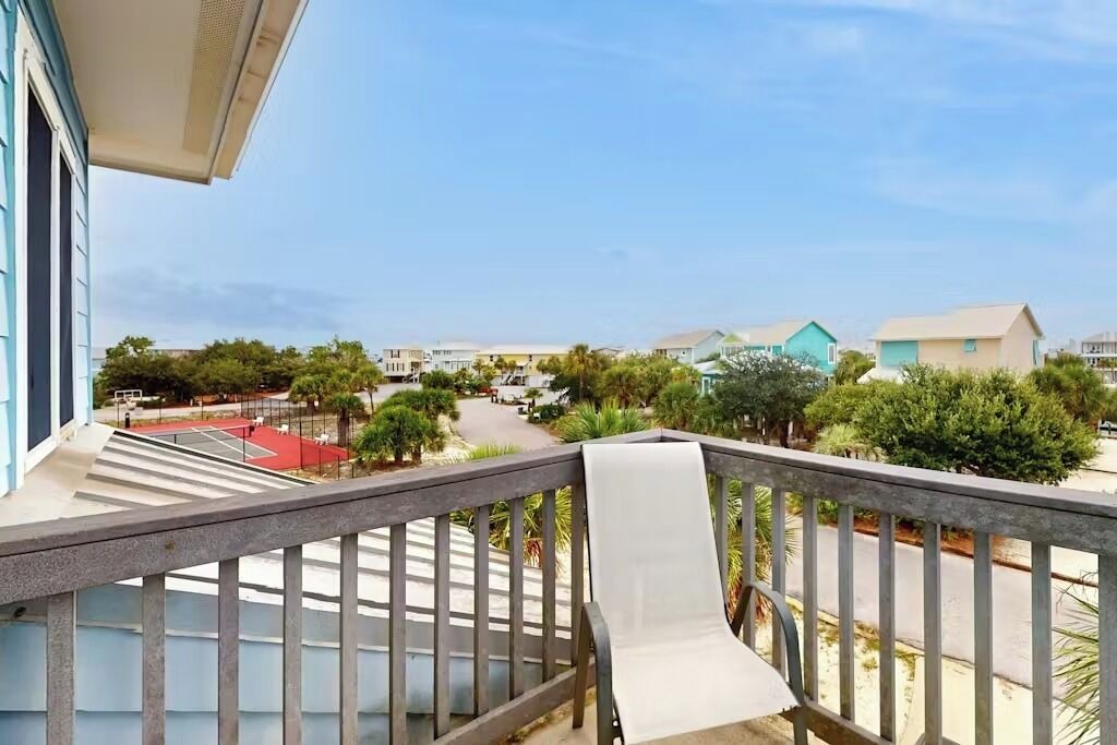 Photo of Patio Balcony in Ono Island