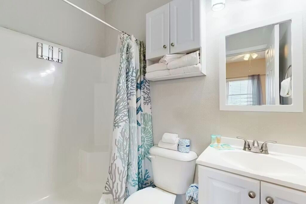 Photo of Bathroom in Ono Island