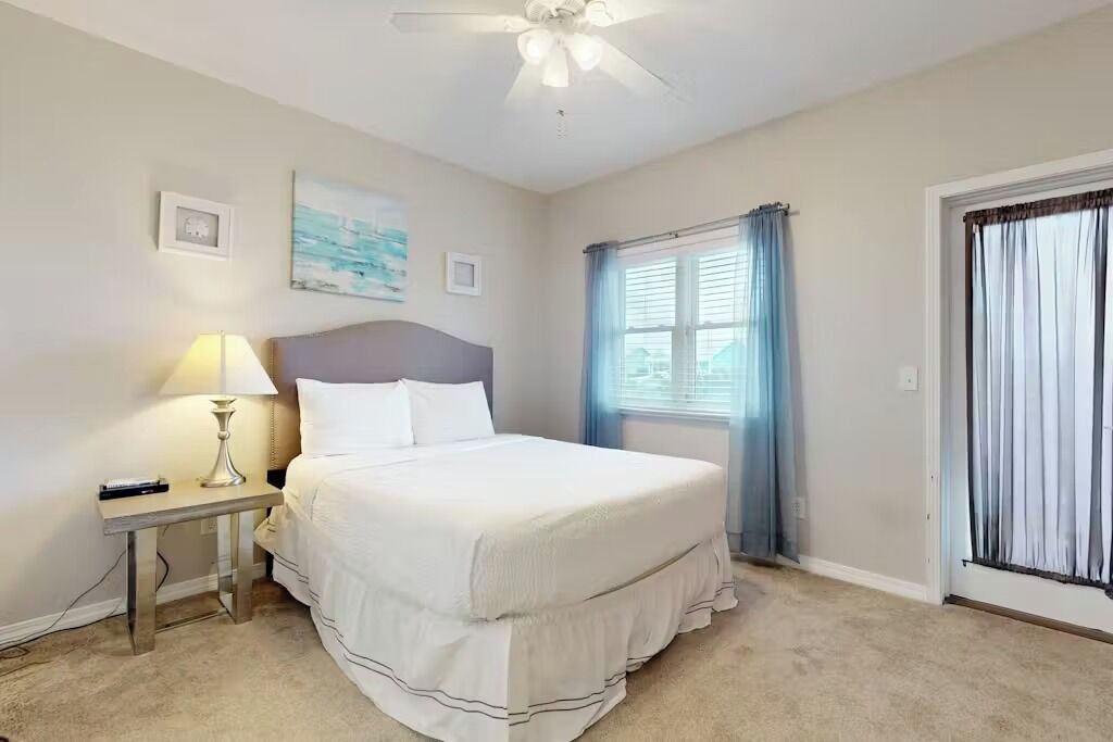 Photo of Bedroom in Ono Island