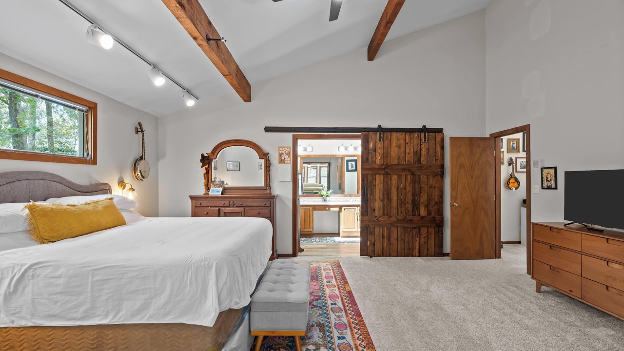 Photo of Bedroom in Augusta
