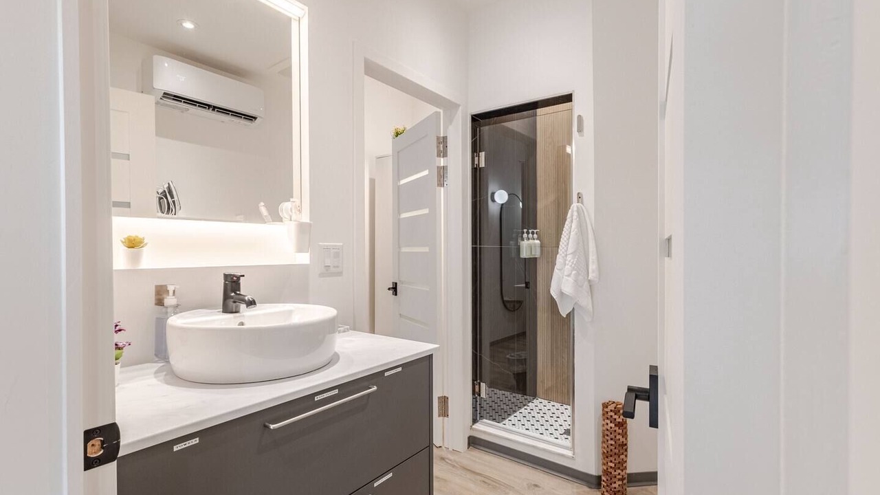 Photo of Bathroom in Jefferson City